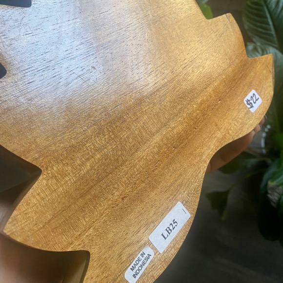 Wooden Lotus Shaped Tray - Picture 5 of 8